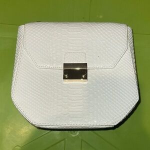 Elegant White Textured Women's Bag